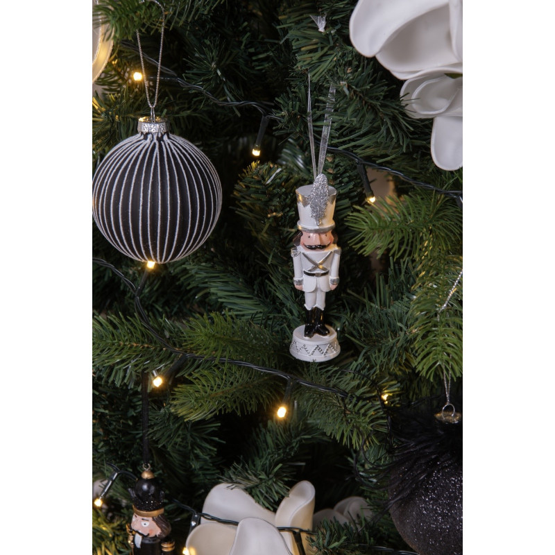 Bílá antik vánoční závěsná dekorace soška Louskáček - 3*3*13 cm