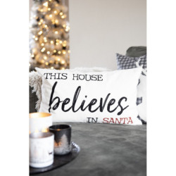 Bílo-černý povlak na polštář s nápisem Believes in Santa Black&White X-Mas - 30*50 cm