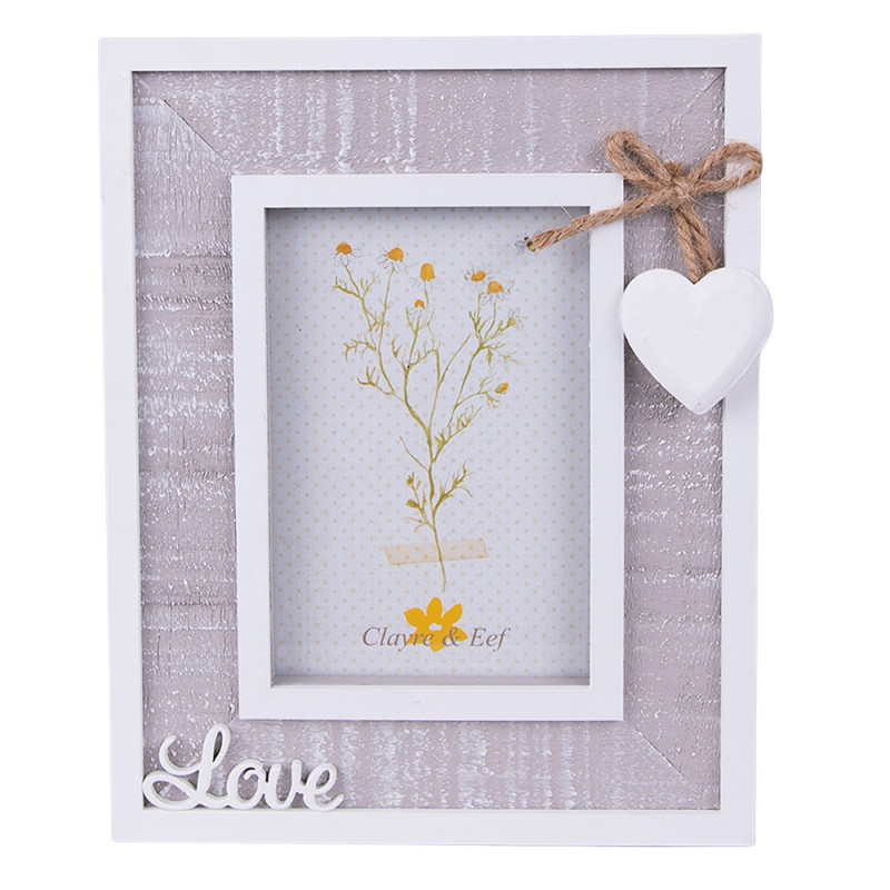 Šedý dřevěný fotorámeček s bílou patinou a srdíčkem Woodia - 16*2*20 cm / 9*13 cm