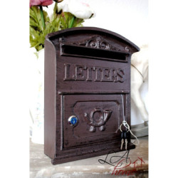 Hnědá poštovní schránka Letters - 27*9*31 cm
