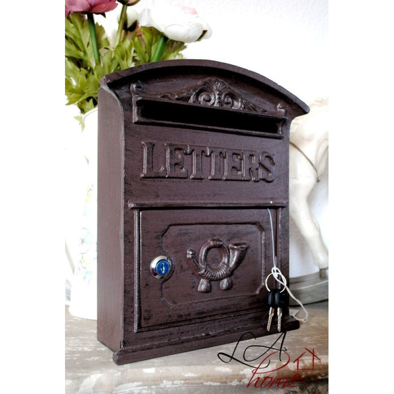 Hnědá poštovní schránka Letters - 27*9*31 cm